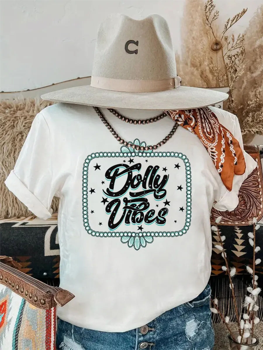 Dolly Vibes T-shirt