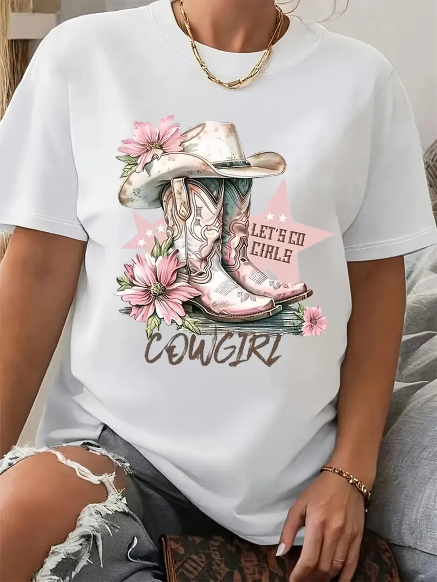 Cowboy boots and letter printed T-shirt