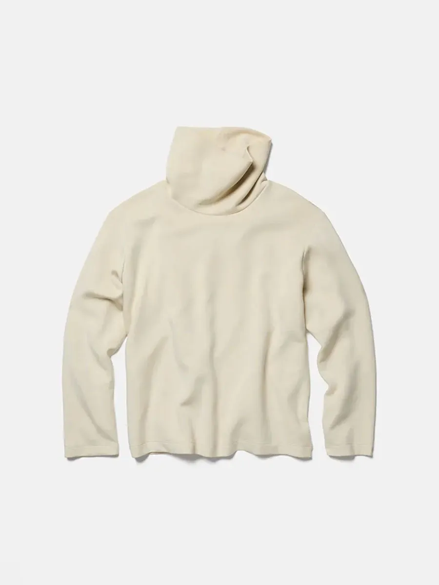 Stratus Funnel Neck