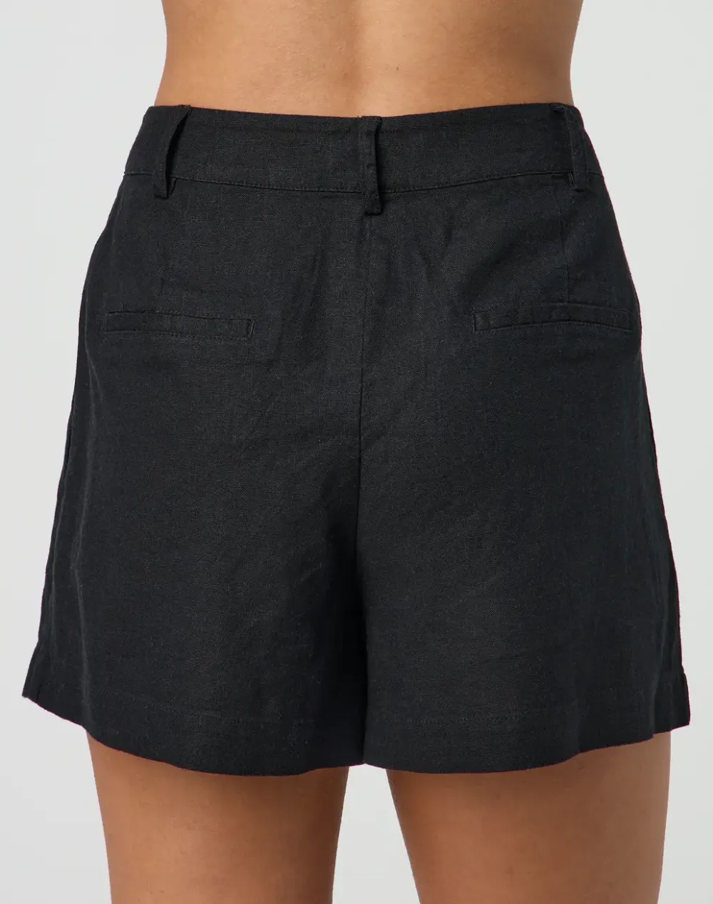 Pleat Front Linen Short