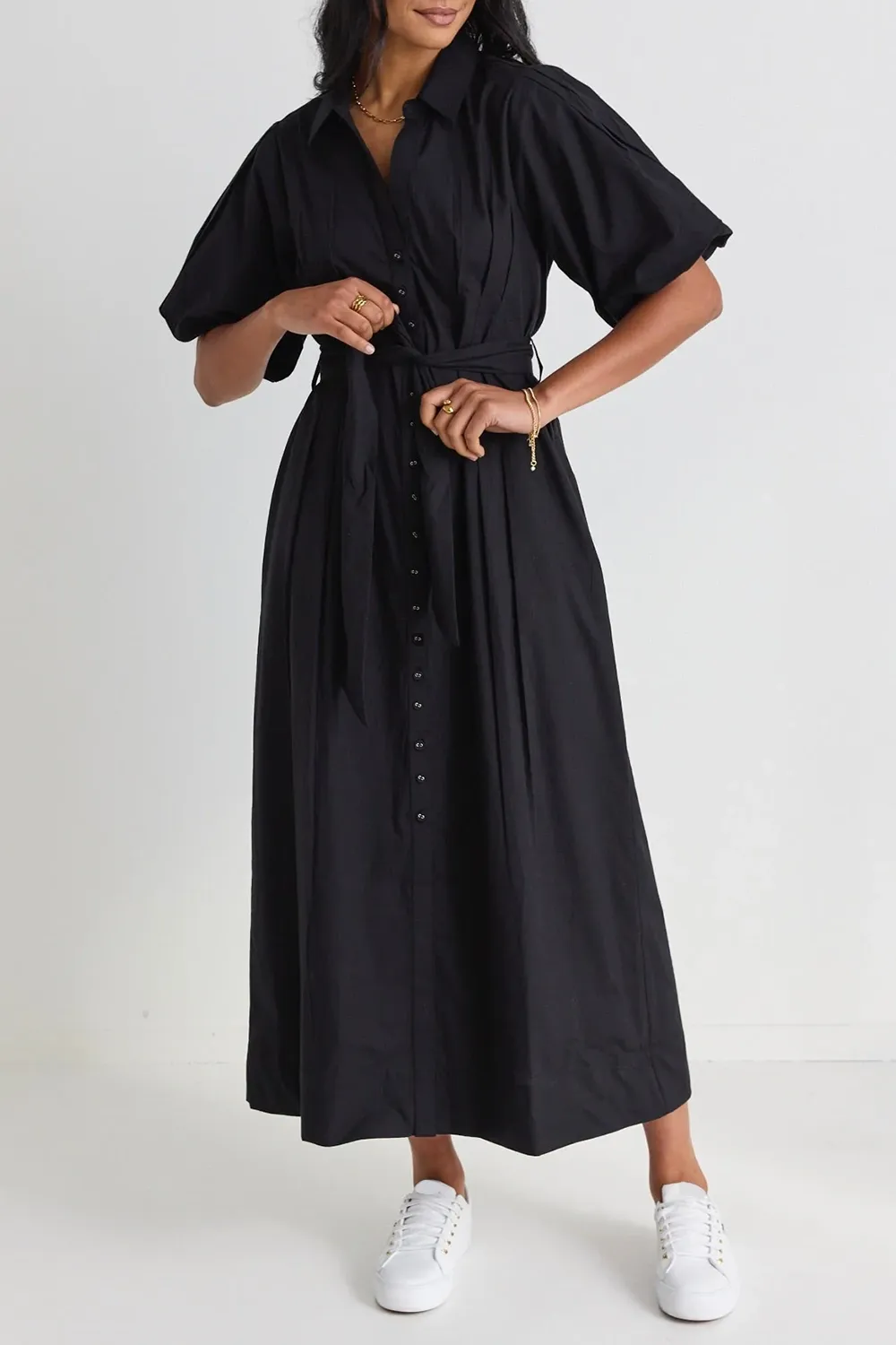 Dusk Black Puff Sleeve Collared Midi Dress