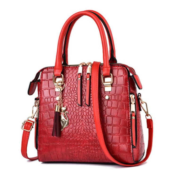 2021 new fashion all-match casual large-capacity messenger bag