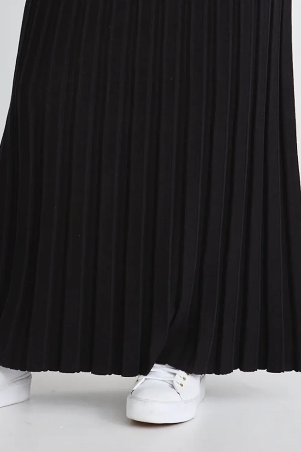 Delilah Black Pleated Knit Maxi Skirt