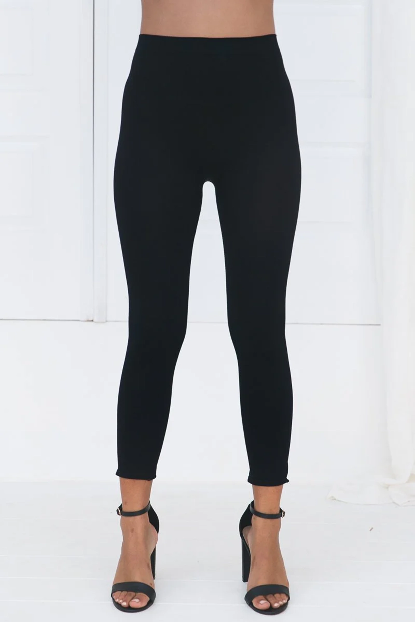 Natalia Basic Leggings