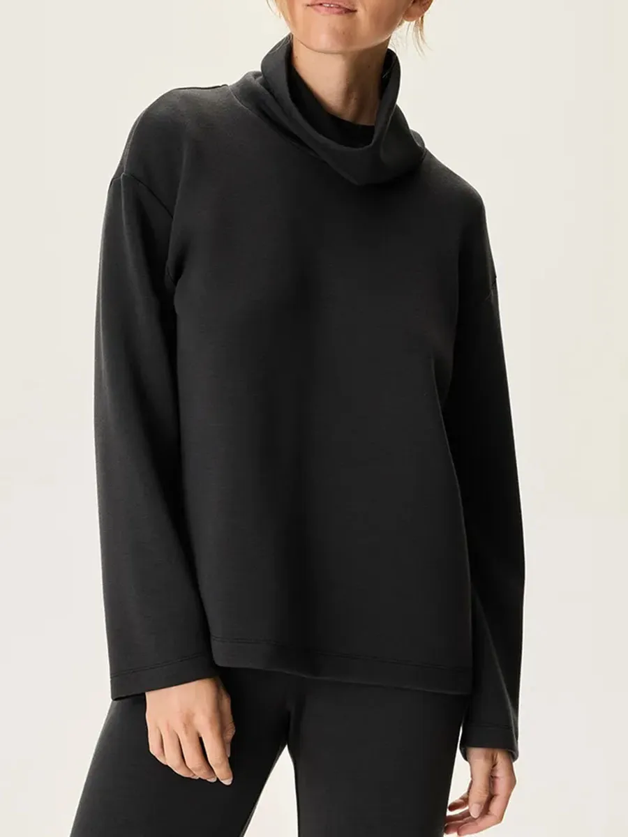 Stratus Funnel Neck