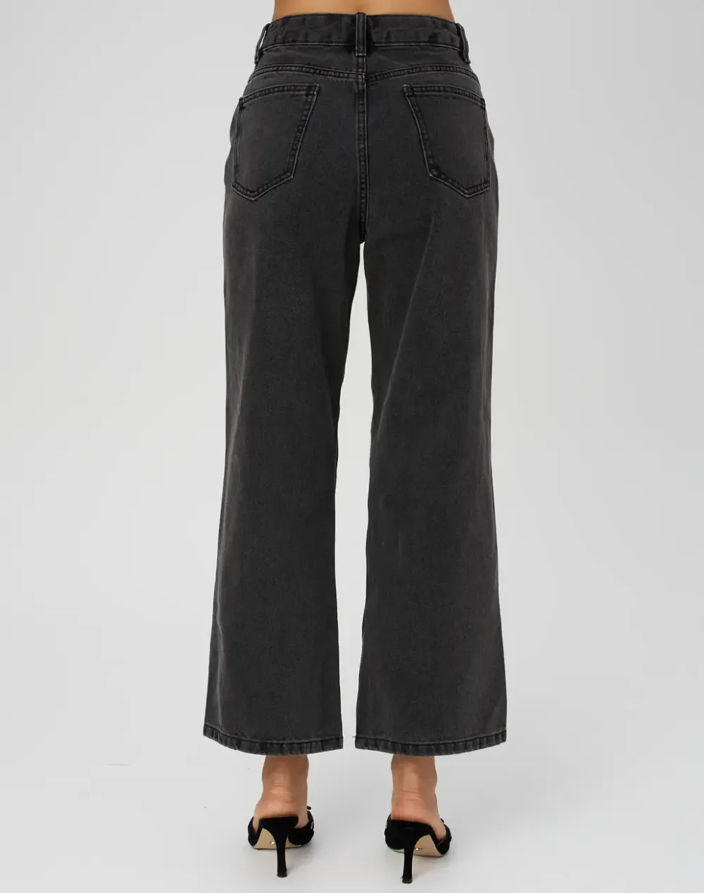 Wide Leg Cropped Jean