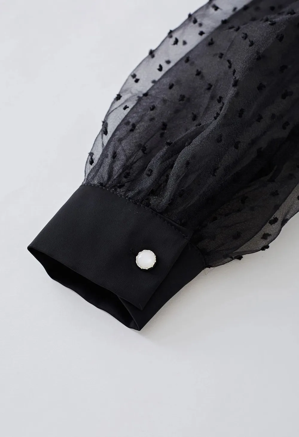 FLOCK DOTS ORGANZA BUBBLE SLEEVE BOWKNOT SATIN SHIRT IN BLACK