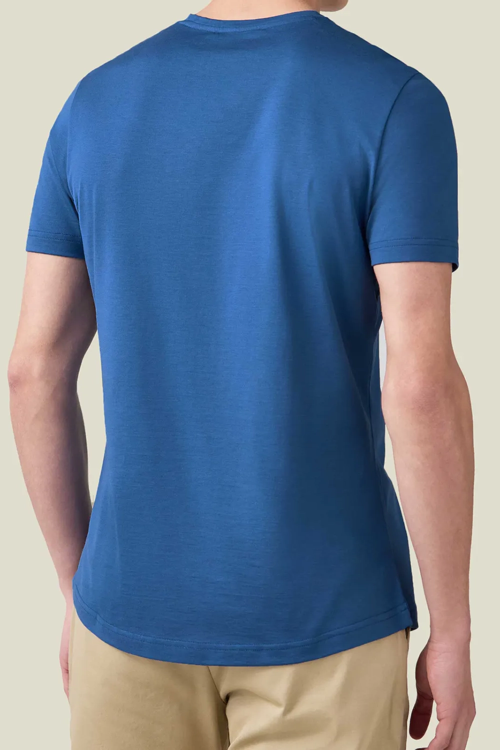 English-Concealed Double-Stitched Seams T-Shirt