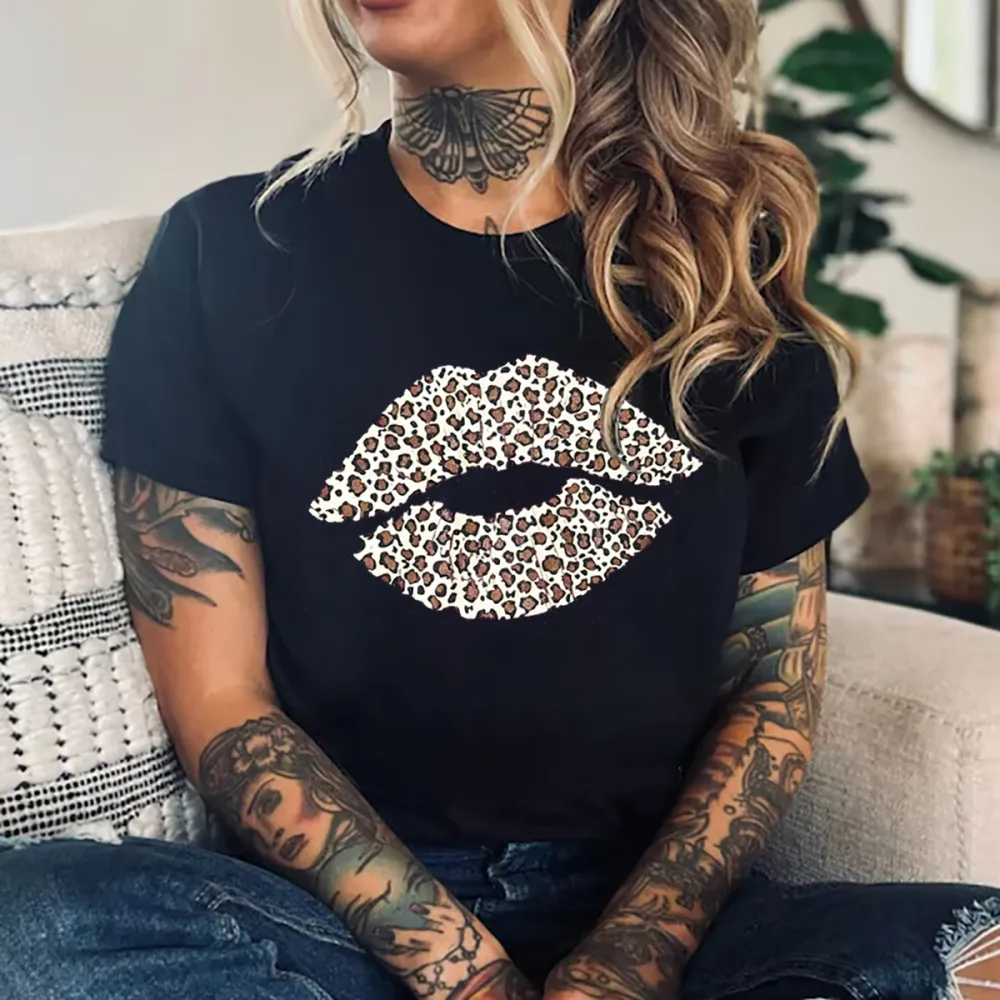 Leopard lips Tee