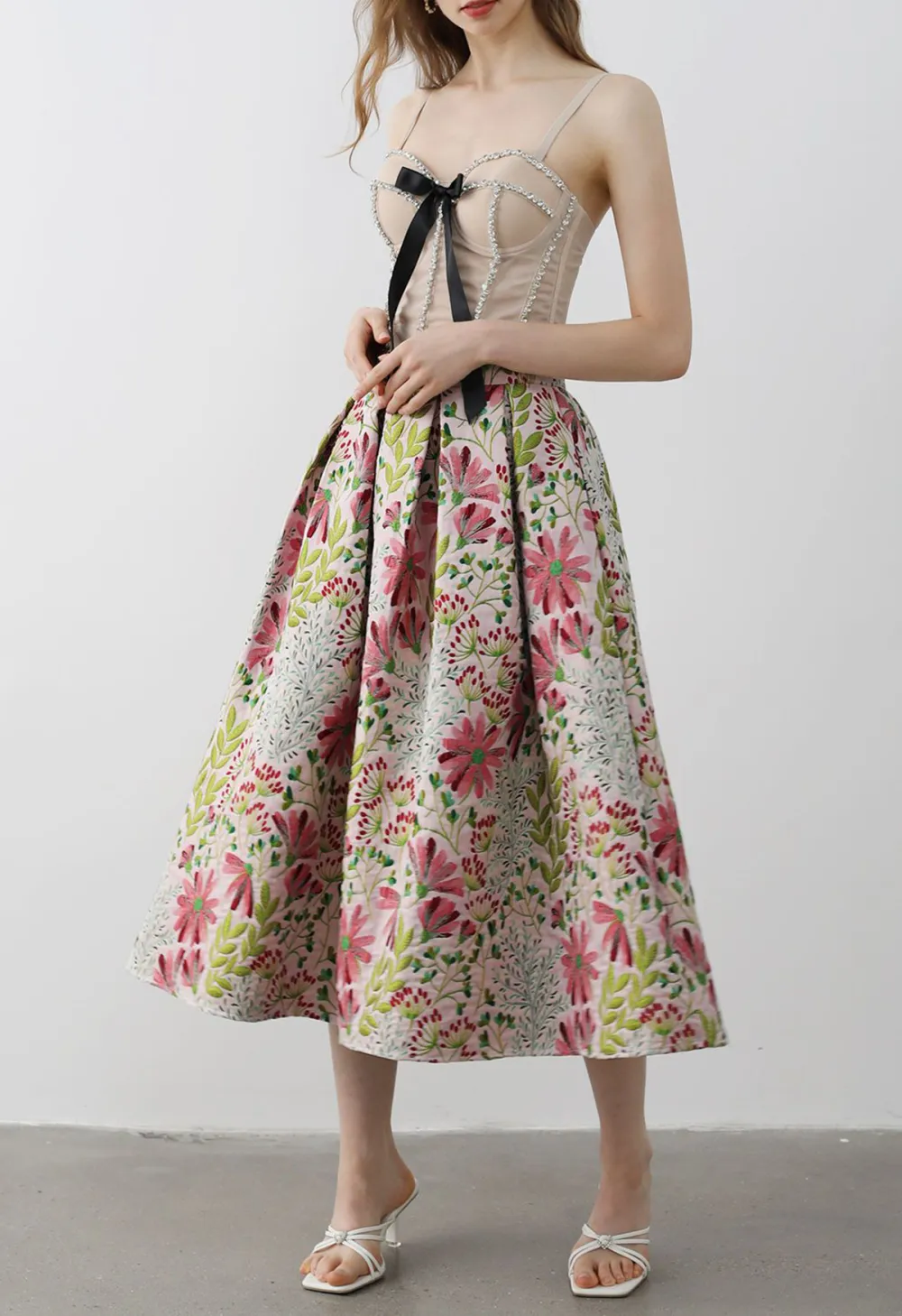 CHEERFUL DAISY FIELD JACQUARD PLEATED MIDI SKIRT