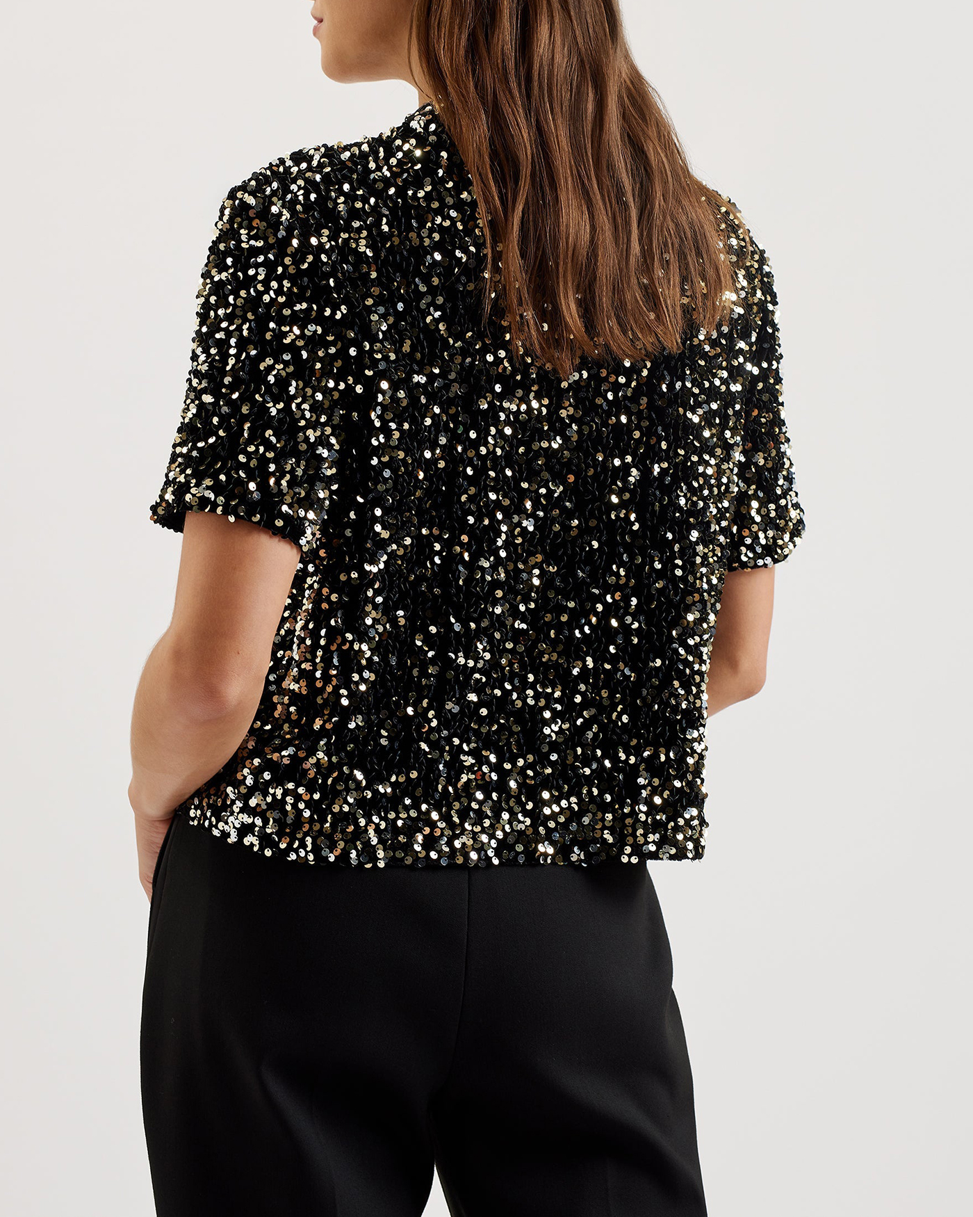 Zarhaaa Velvet Sequin Short Sleeve Tee Black