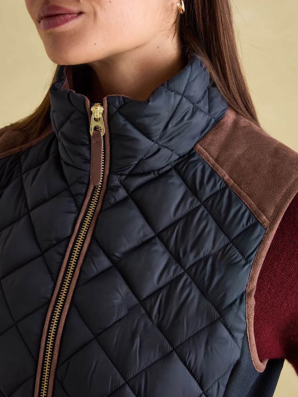 Braemar Luxe Navy Showerproof Diamond Quilted Gilet