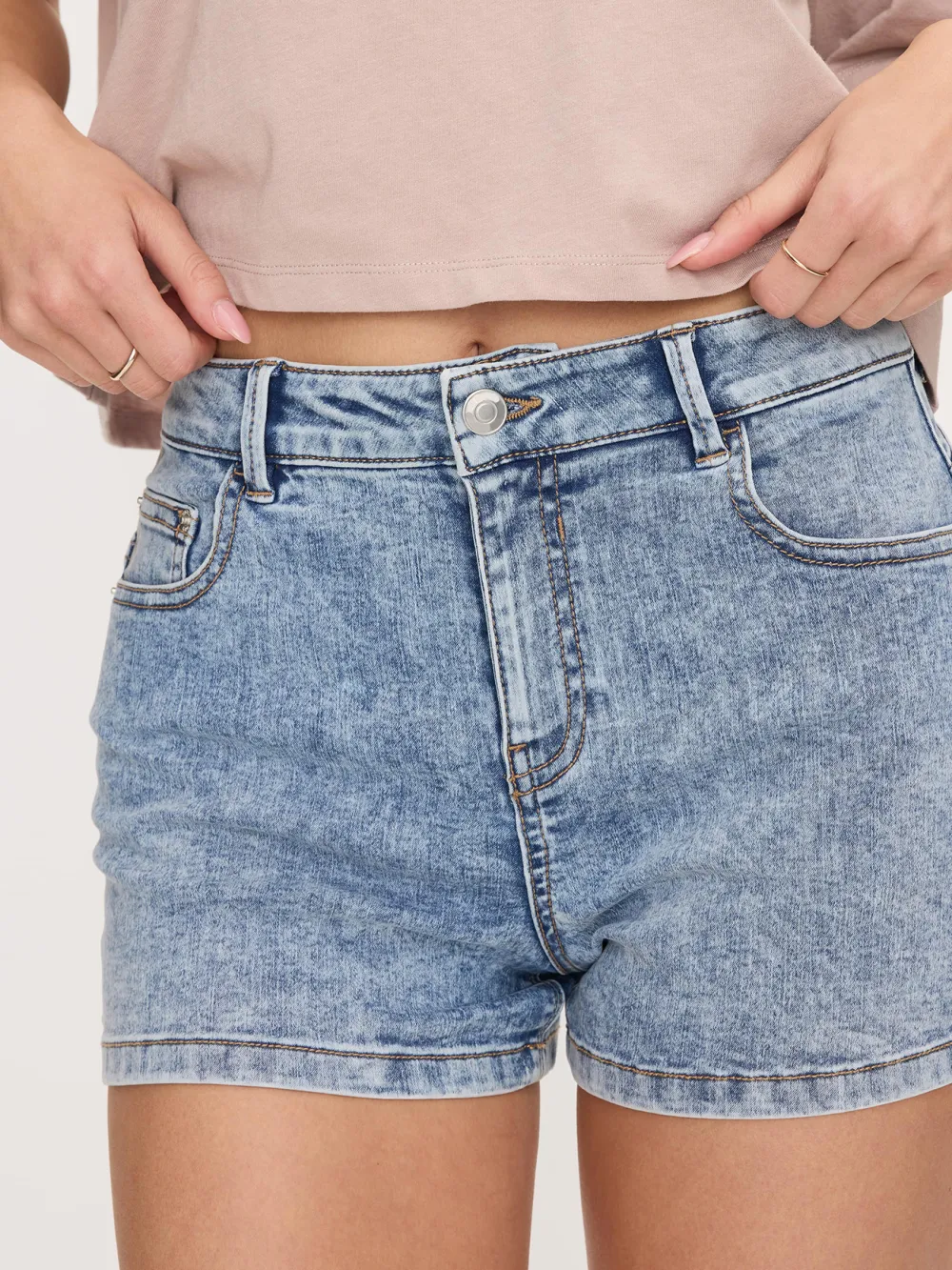 Peaches Denim Short