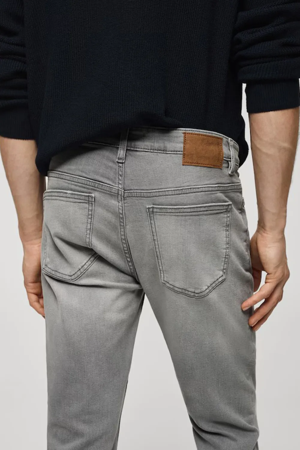 Medium Waist Jeans