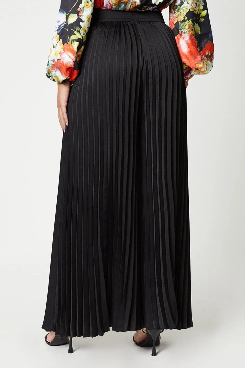 All Over Pleated Wide Leg Trousers