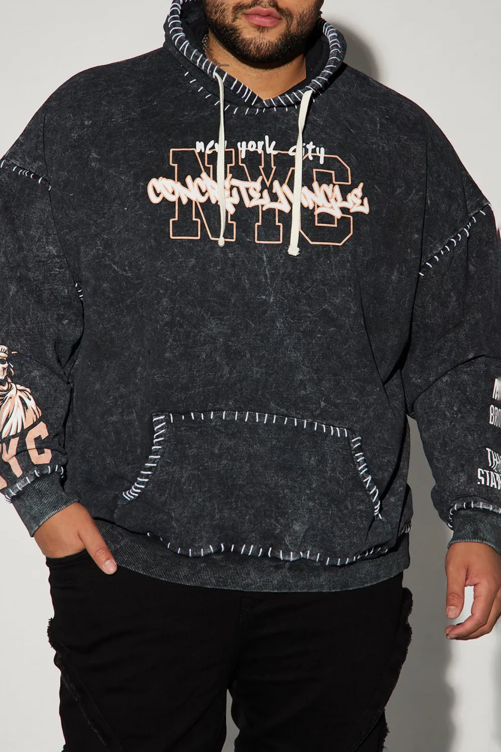 NYC Concrete Jungle Oversized Hoodie - Black