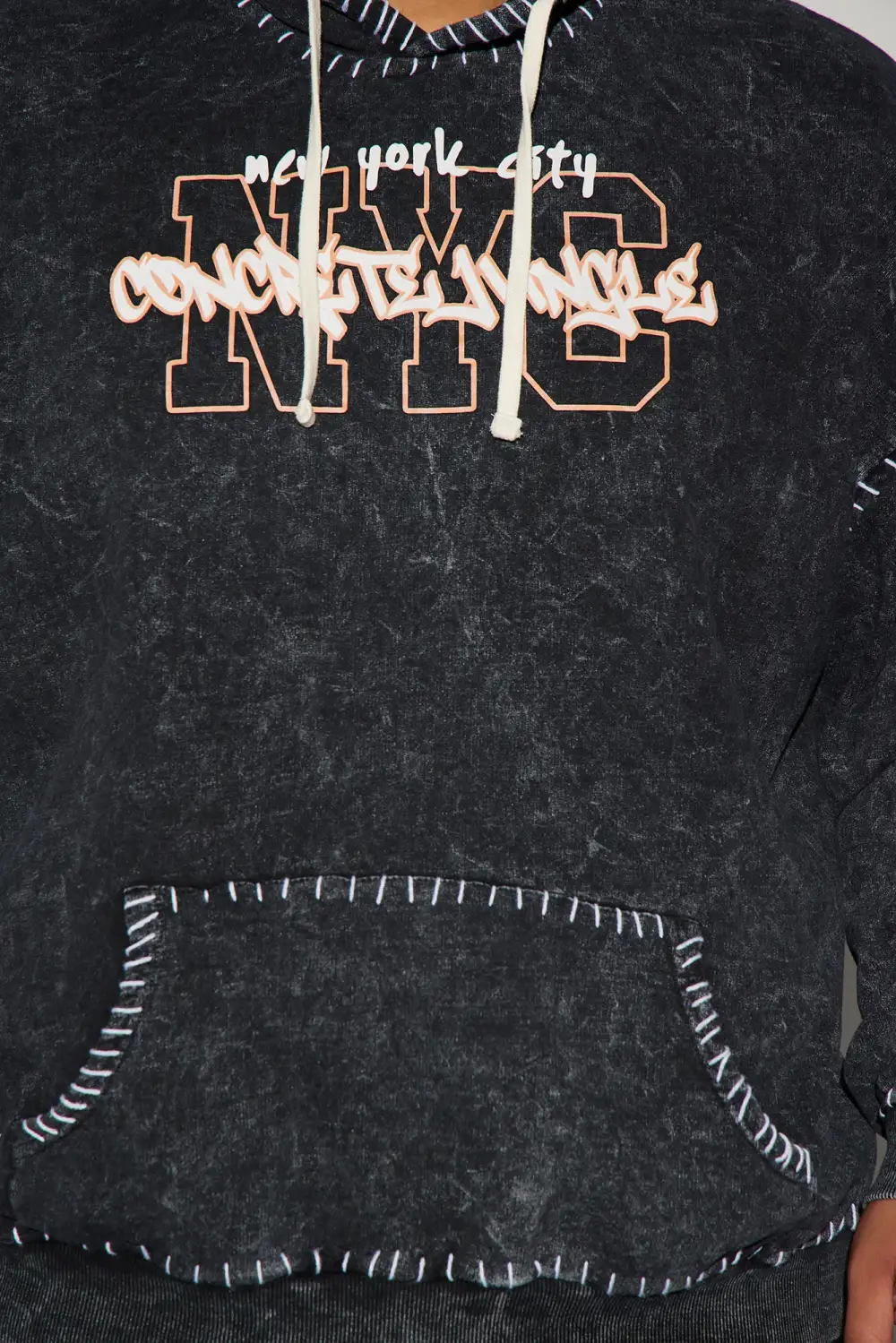 NYC Concrete Jungle Oversized Hoodie - Black