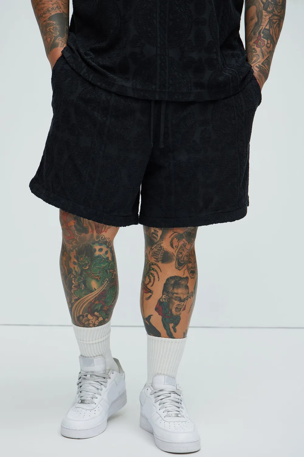 Link Textured Shorts