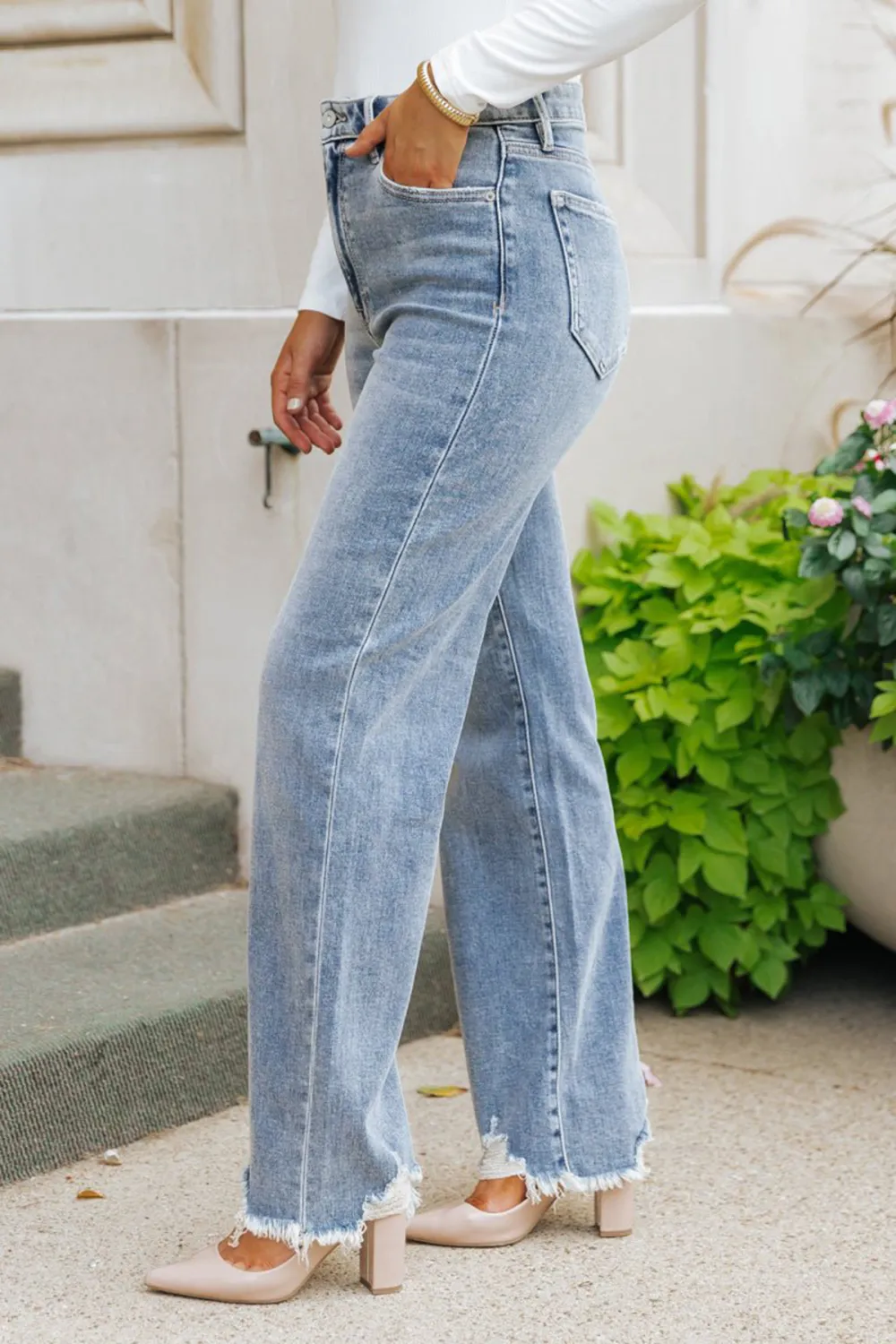 Hidden Medium Wash Frayed Straight Leg Jeans