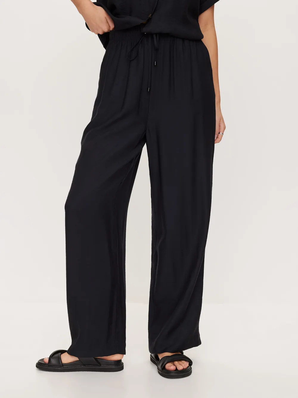 Remi Relaxed Pant