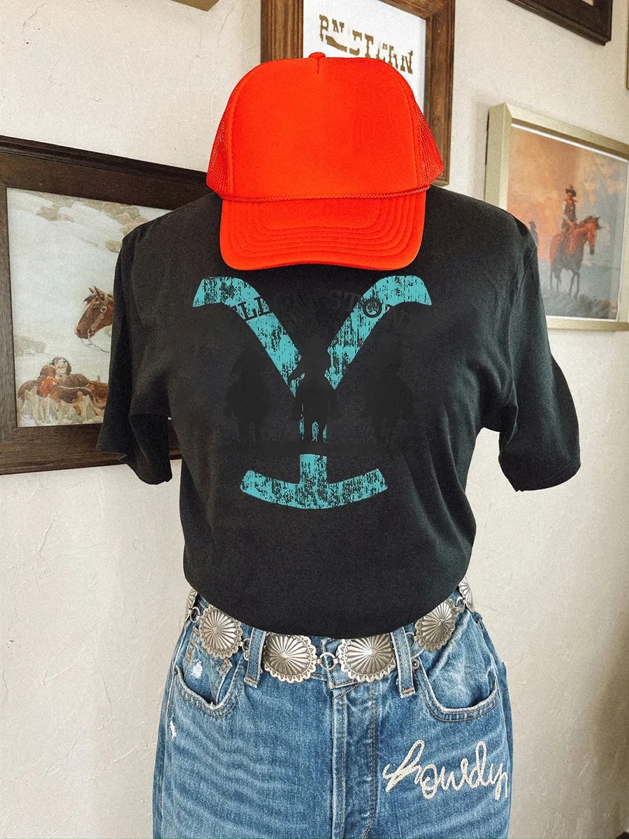 Vintage Yellowstone Cowboy Knight Print Tee