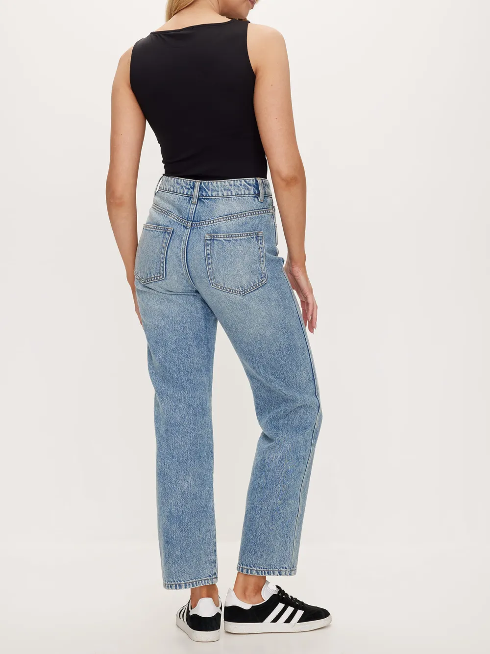 Wren Ridgid Straight Jeans