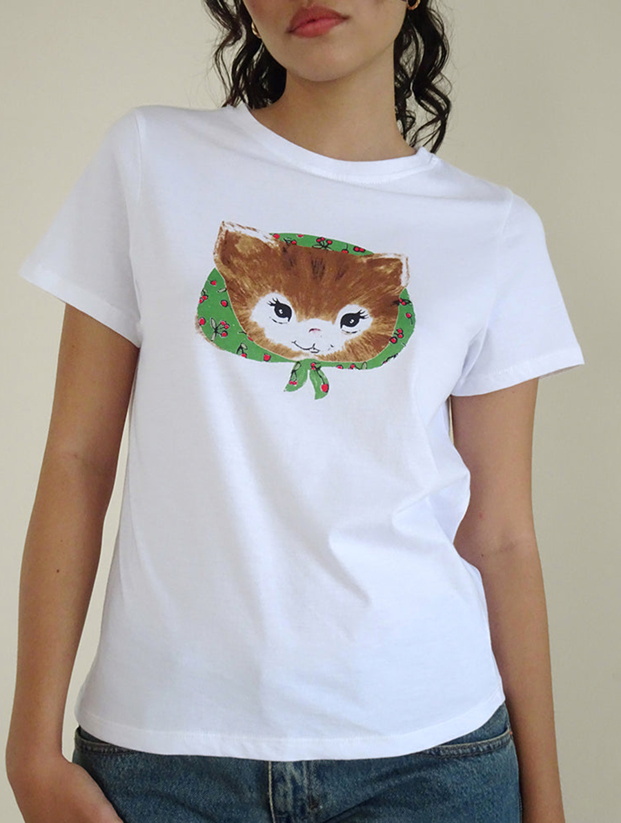 Kitty Print Saki White Tee