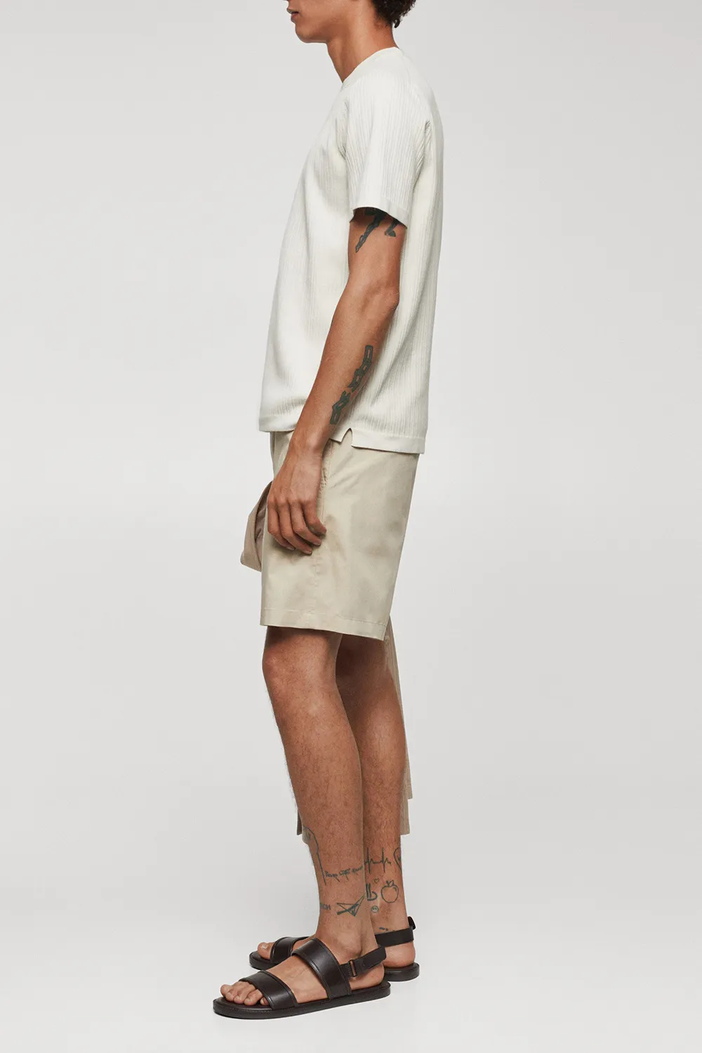 Slim fit cotton Bermuda shorts