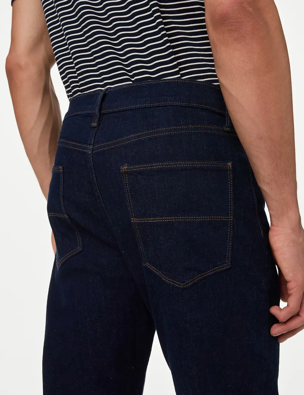 Tapered Fit Stretch Jeans