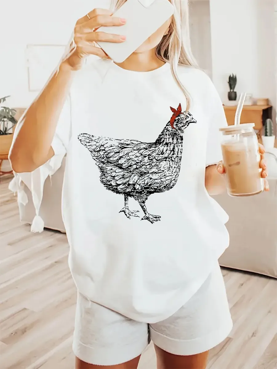 CHICKEN BANDANA GRAPHIC TEE