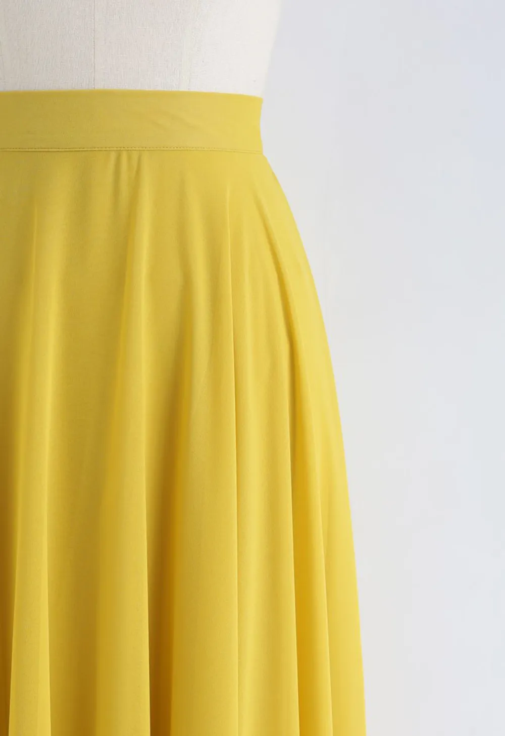 TIMELESS FAVORITE CHIFFON MAXI SKIRT IN MUSTARD