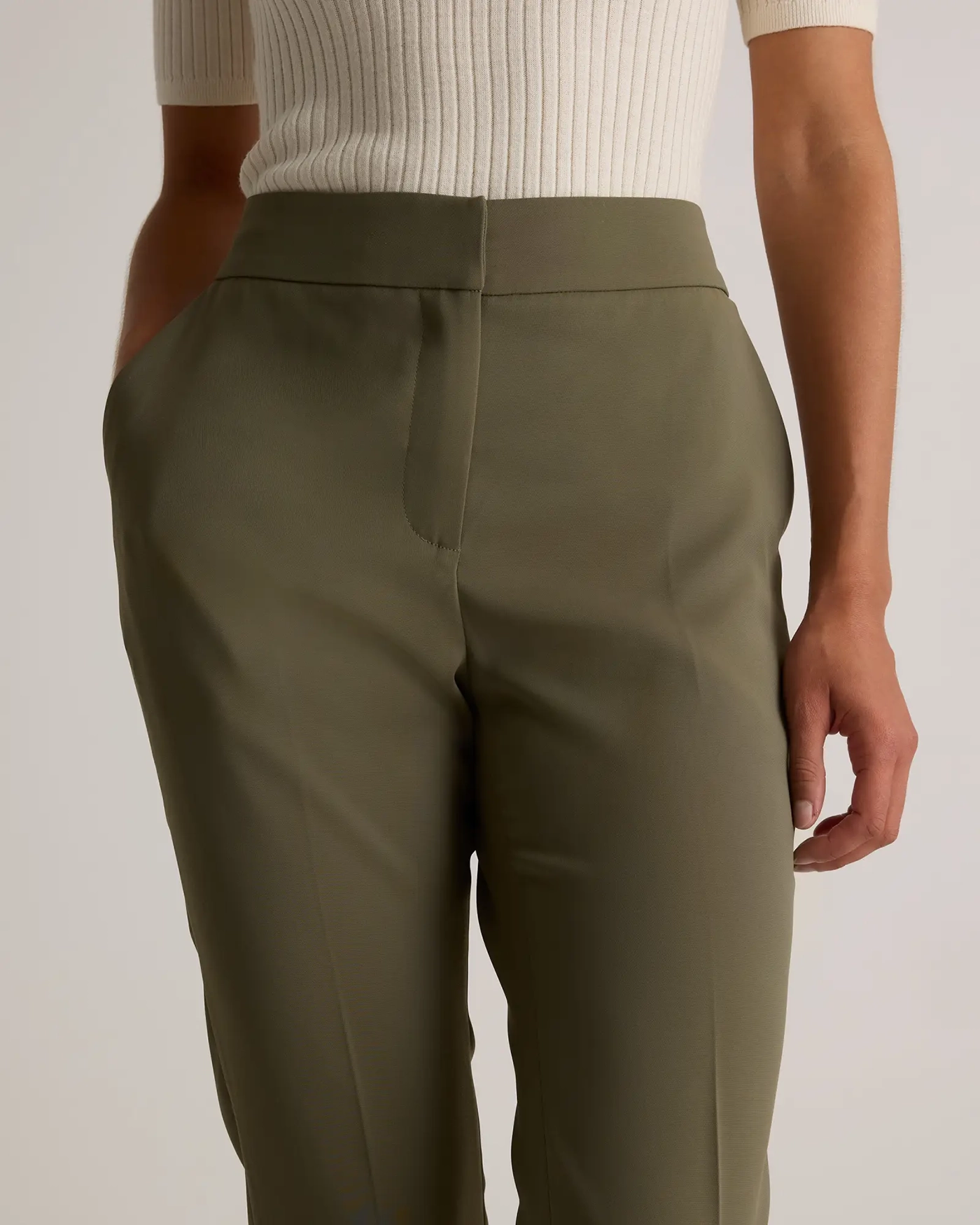 Stretch Crepe Ankle Pants