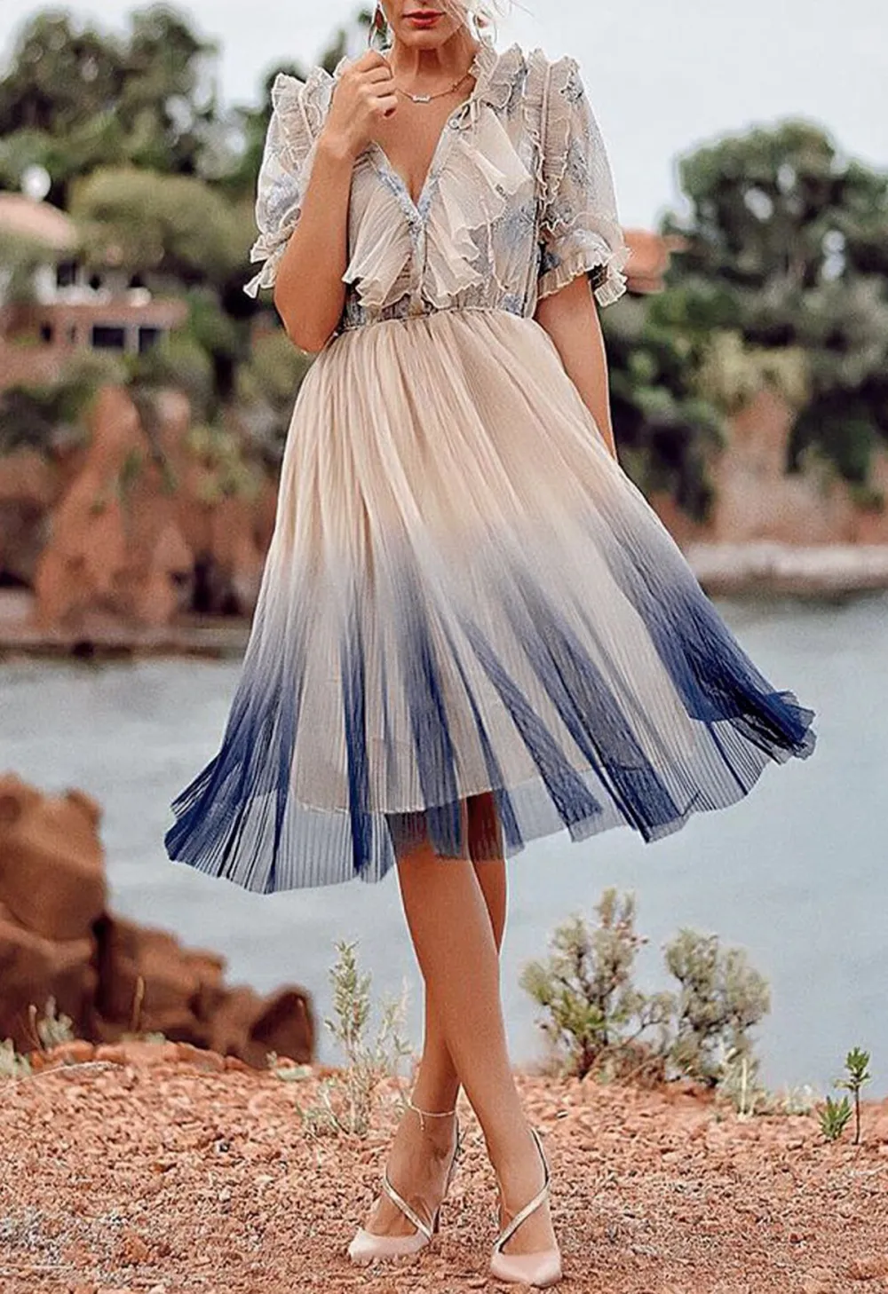 WE KNOW IT ALL GRADIENT PLEATED MESH TULLE DRESS