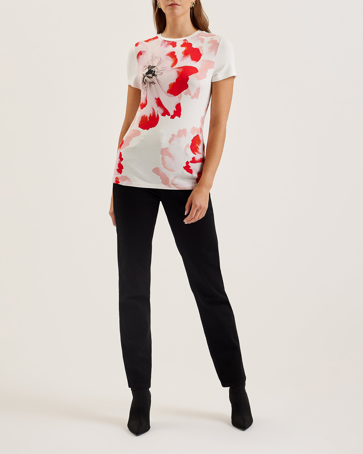 Sindhaa Printed Short Sleeve Fitted Tee Ivory