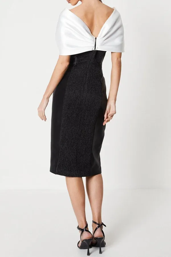 Contrast Twill Pencil Dress With Gathered Sleeves