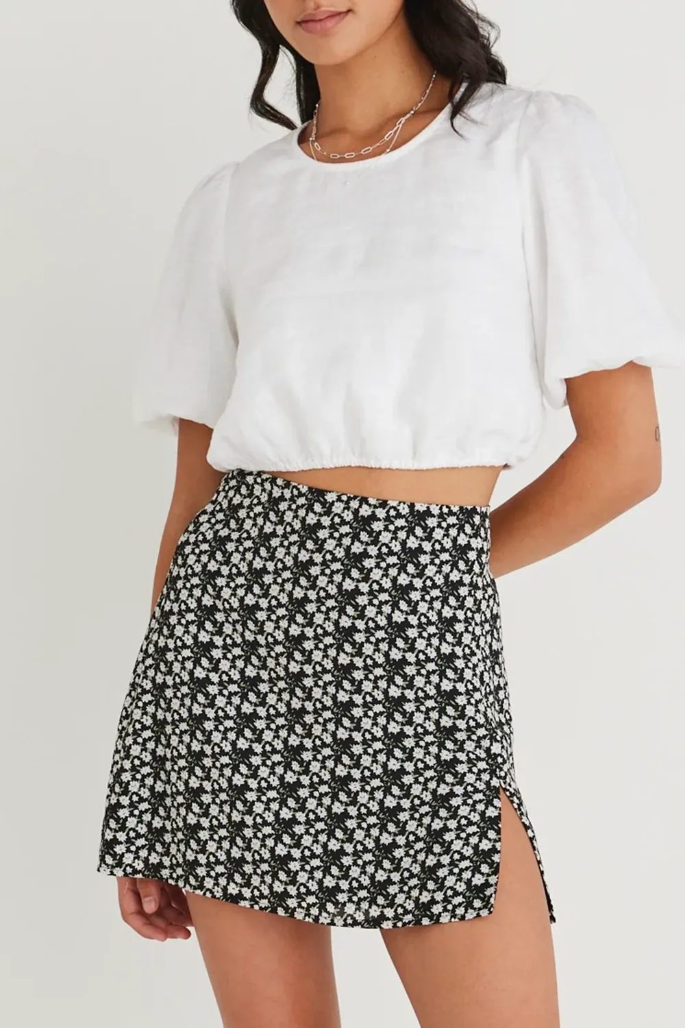 Feeling White Linen Cut Out SS Crop Top