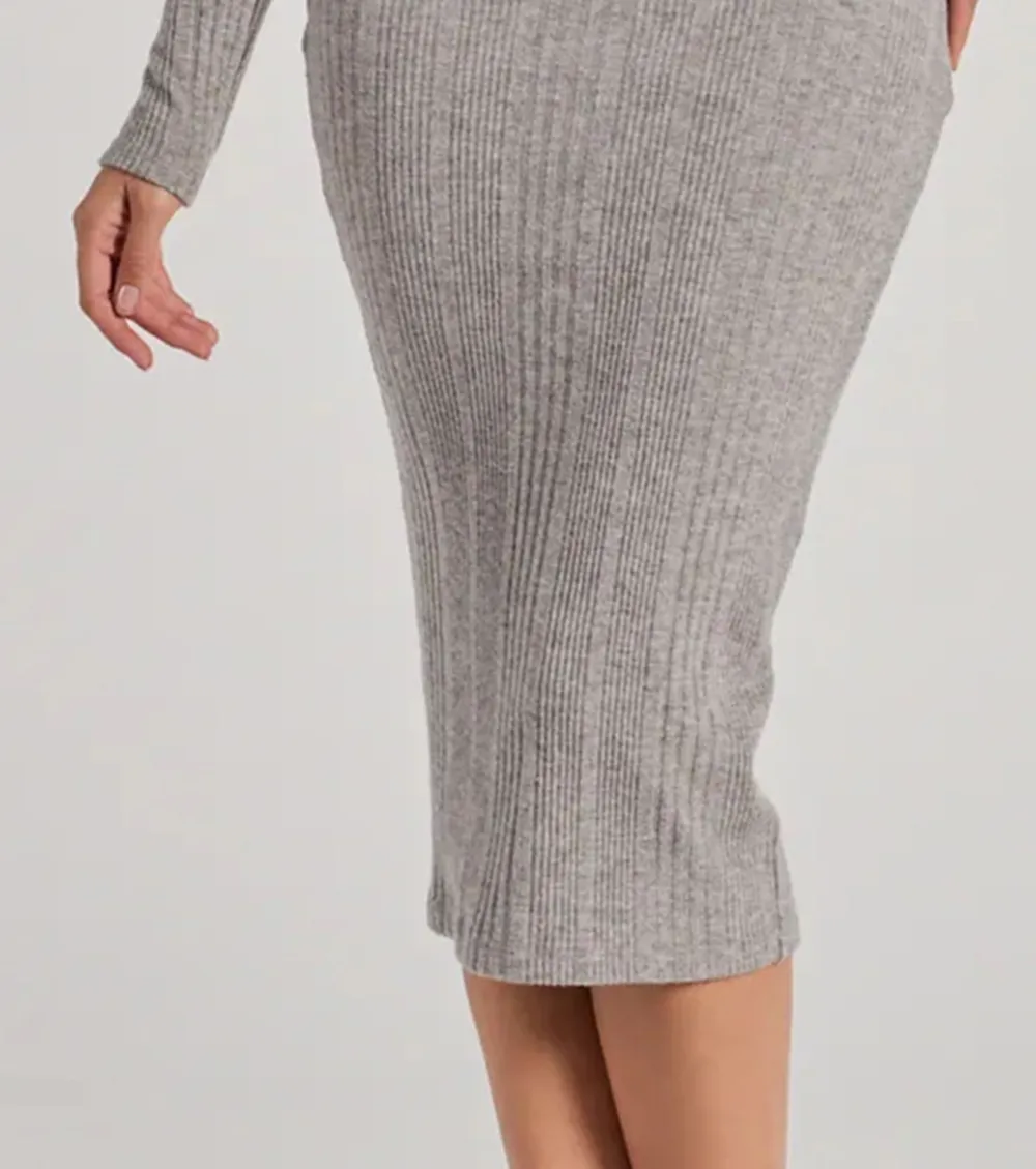 Perfect Curves Ribbed Knit Off-The-Shoulder Midi Dress