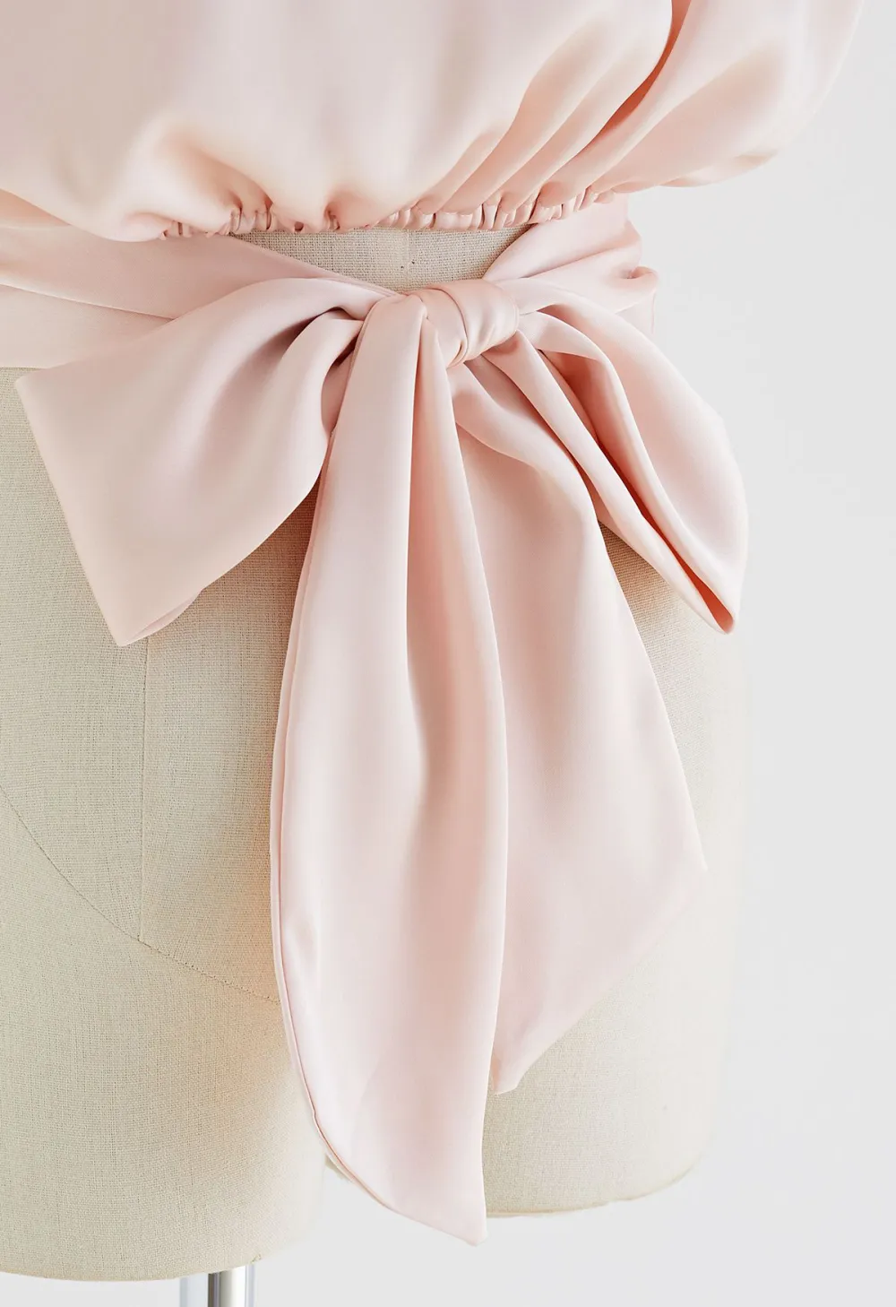 SATIN TIE BACK SLEEVELESS TOP IN PINK