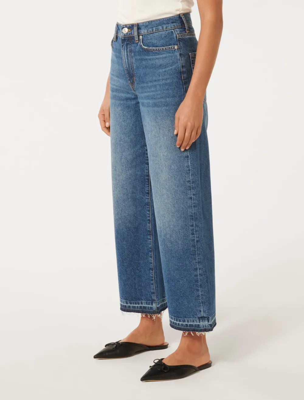 Bea Wide-Leg Cropped Jeans