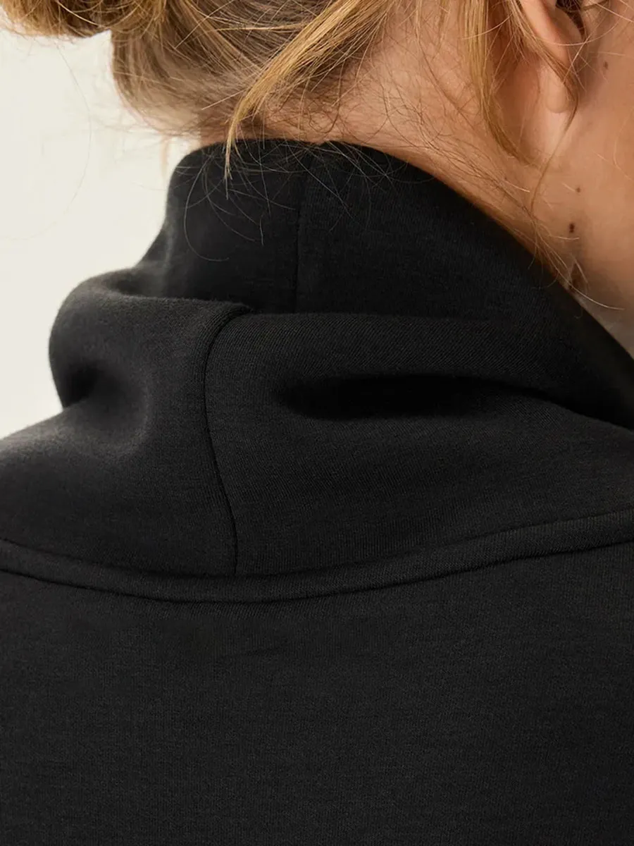 Stratus Funnel Neck