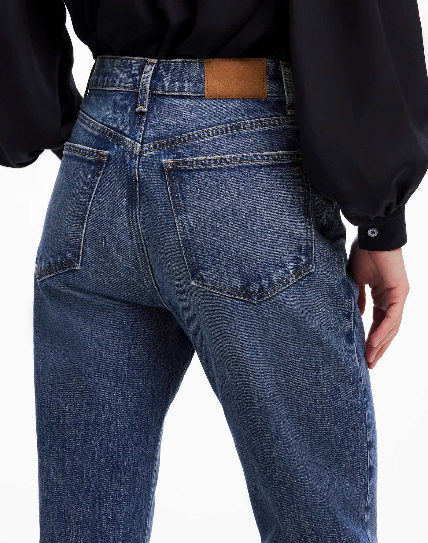 The '90s Straight Crop Jean