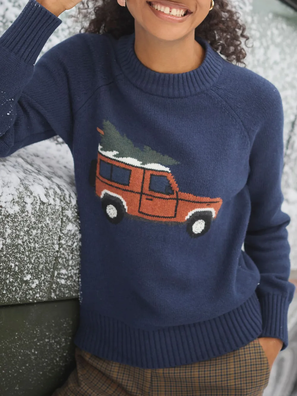 Country Twist Cracking Navy Intarsia 4x4 Jumper