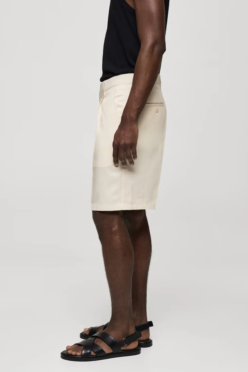 Linen-blend bermuda shorts with pleats