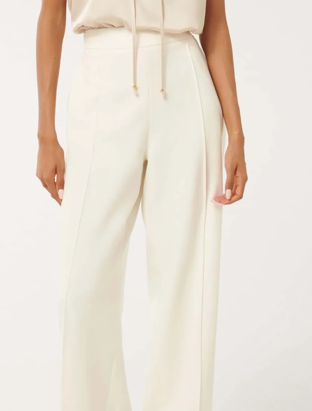 Mila Petite Wide-Leg Pants