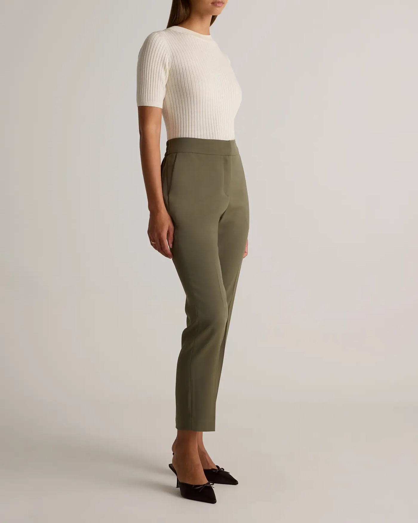 Stretch Crepe Ankle Pants