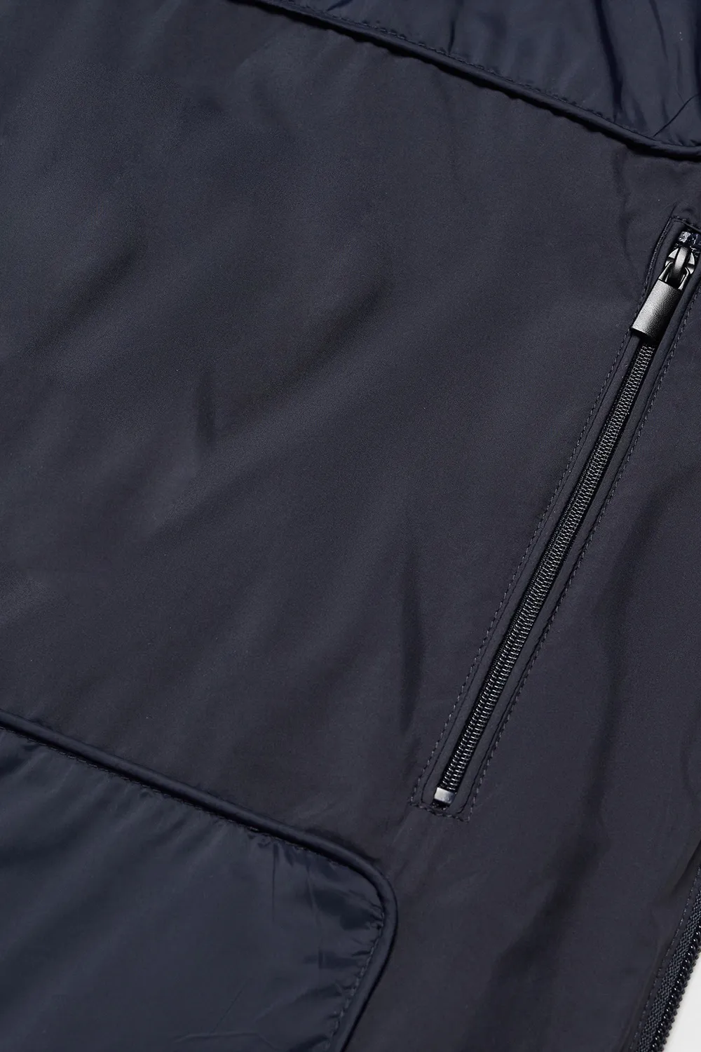 Ultra-light water-repellent anorak