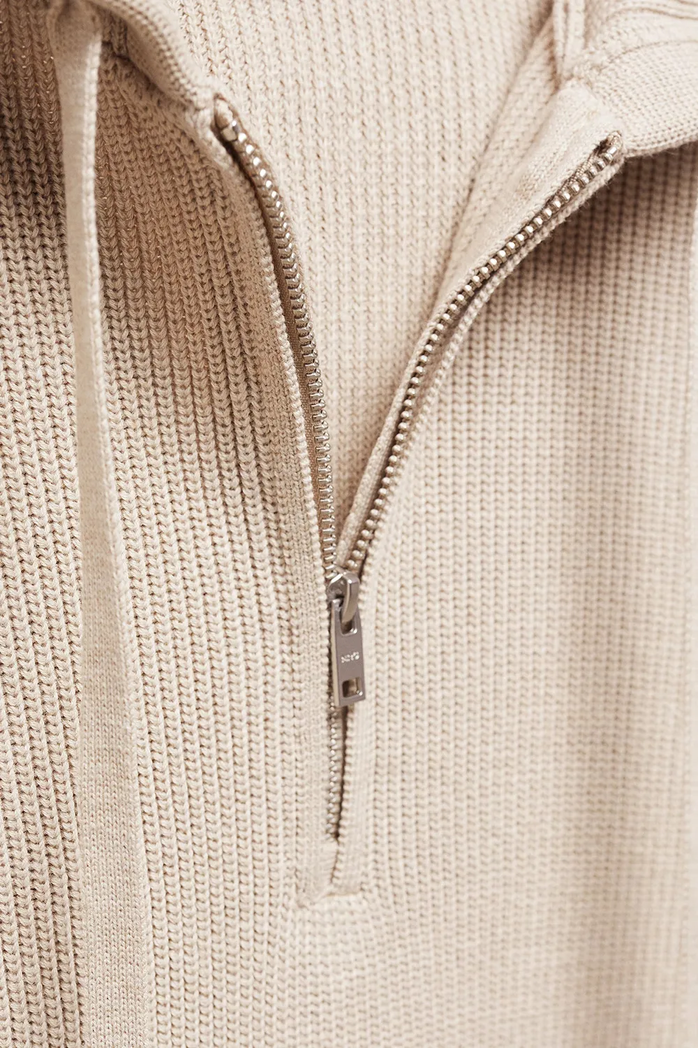 Hooded knit sweatshirt