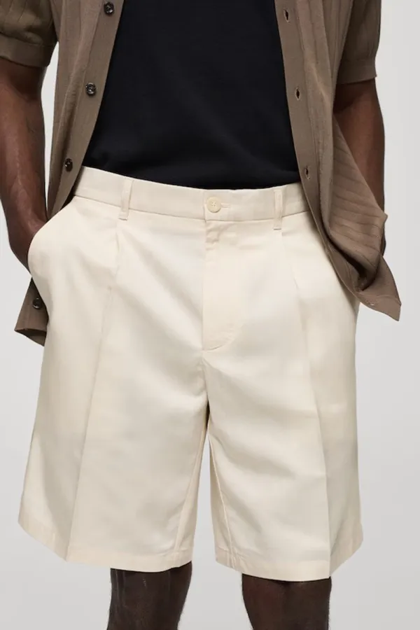 Linen-blend bermuda shorts with pleats