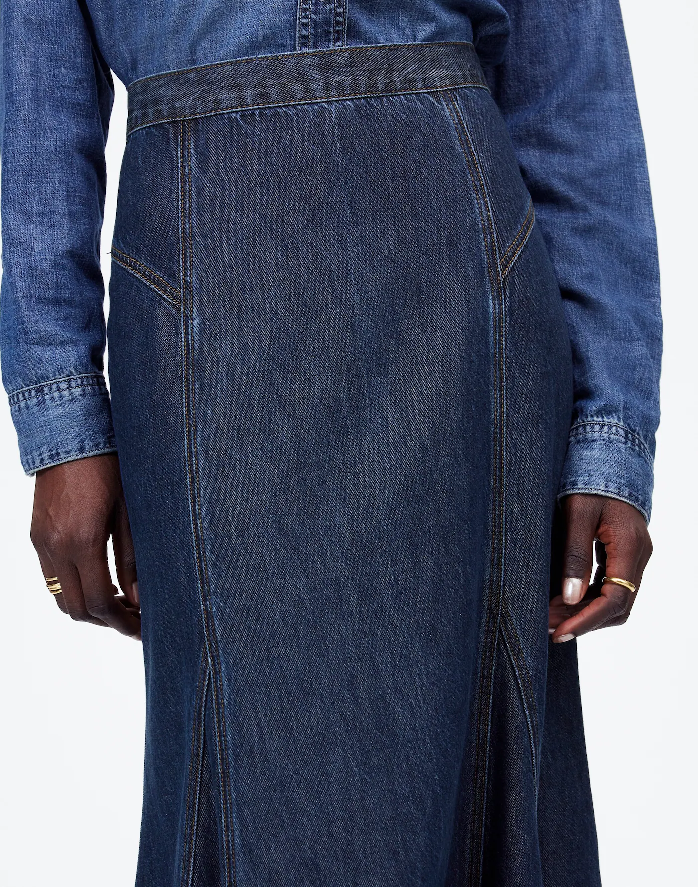 Denim Midi Circle Skirt Wash: Airy Denim Edition