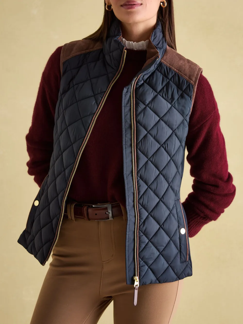 Braemar Luxe Navy Showerproof Diamond Quilted Gilet